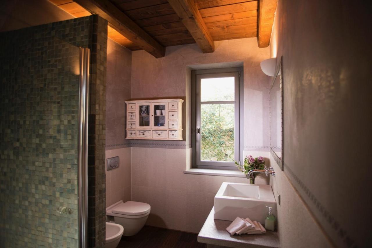 Cascina Canee Angera Exterior foto